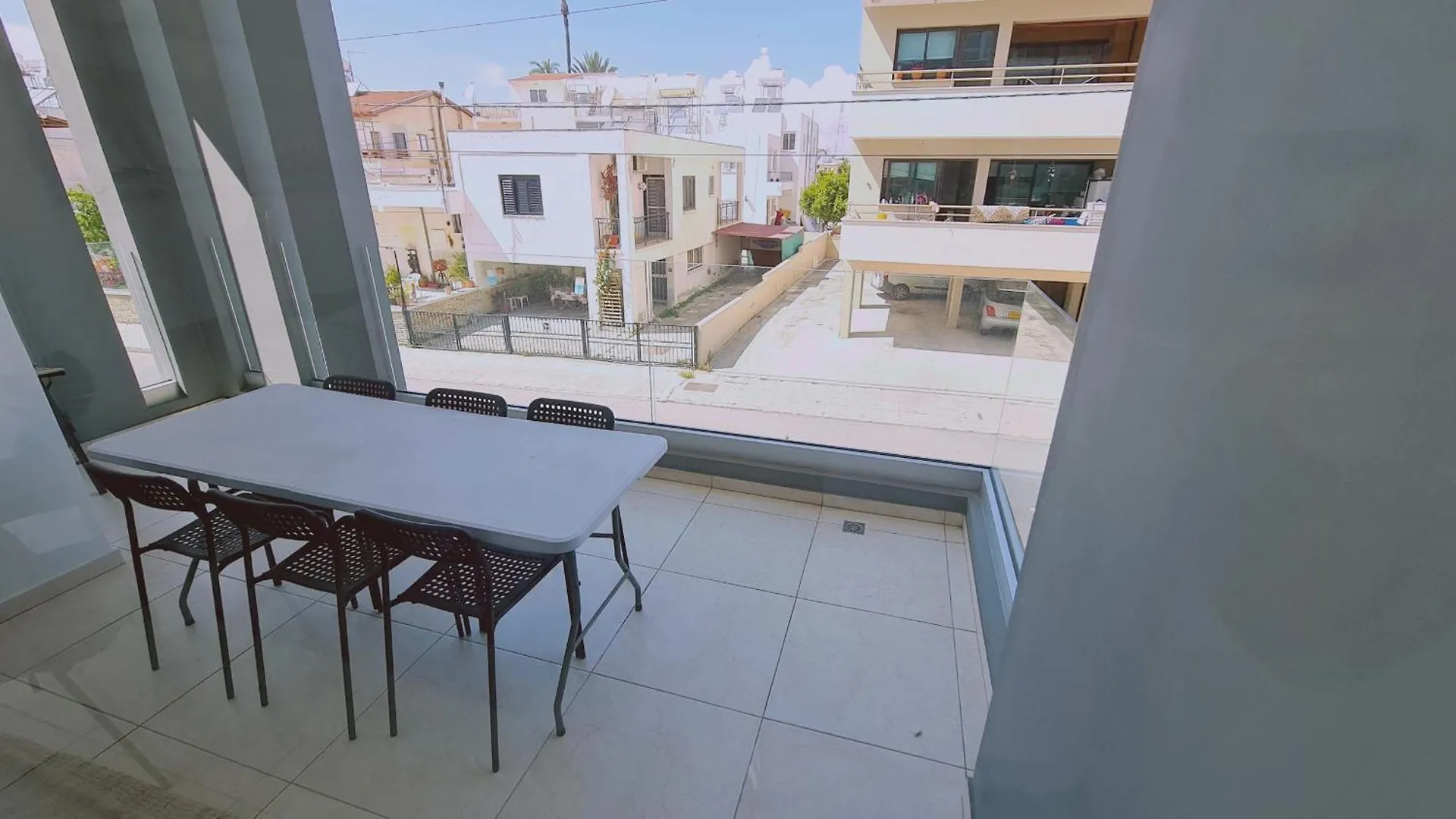 Stay Novel Apartment Larnaca Cypr